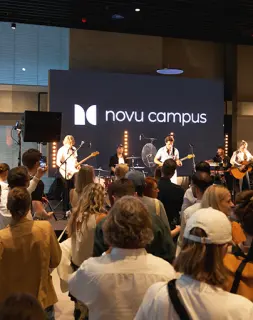 Liveband im novu campus