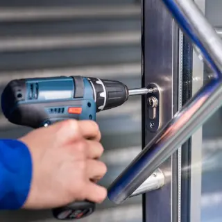 Office lockout and re-keying services