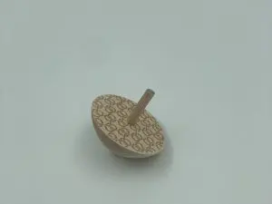 Toupie gravée – bretzels