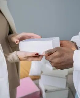 Offrir un iphone idee cadeau apple reconditionne mcprice