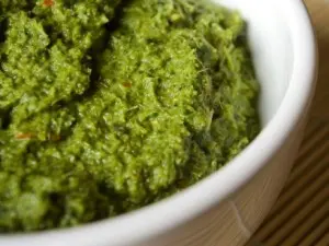 Zelena kari pasta