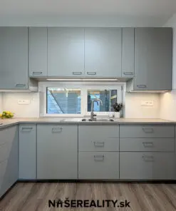 PRIESTRANNÝ 6-IZBOVÝ RODINNÝ DOM NA PRENÁJOM V KALINKOVE – NOVOSTAVBA 157 m²