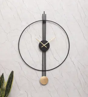 Ring & Stripes Metal Wall Clock