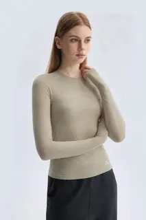 Quick Dry Merino Wool Slim Tee