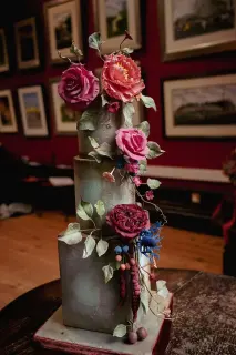 Luxury Wedding Cake - 3 tiers