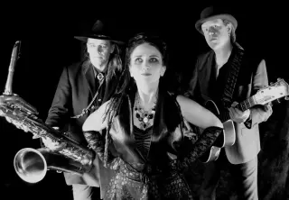 Jo Carley and The Old Dry Skulls