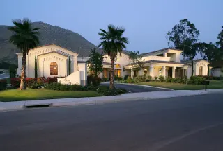 Kha commercial serrahouse