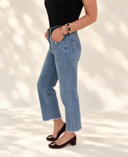 Frayed Jeans | Light Wash