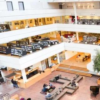 genkerkot sfeerbeeld bibliotheek