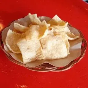 KERUPUK SINGKONG ( CHIP DE YUCA )