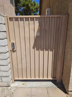 Modern horizontal slat gate with keypad access — Vegas Weld-It!