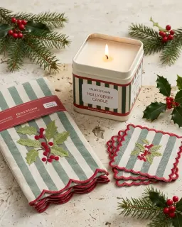 Holly Berry Table Set